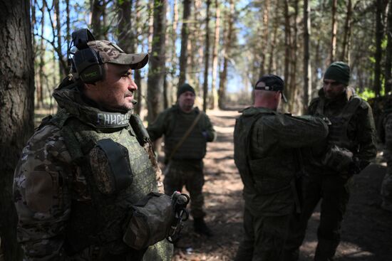 Russia Ukraine Kursk Attack Artillery Unit