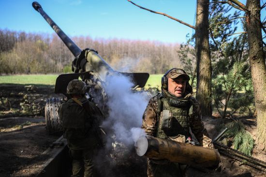 Russia Ukraine Kursk Attack Artillery Unit