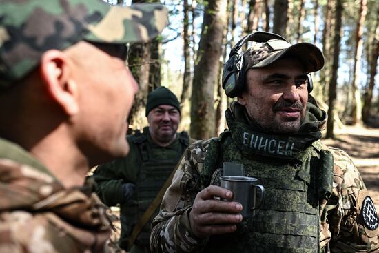 Russia Ukraine Kursk Attack Artillery Unit