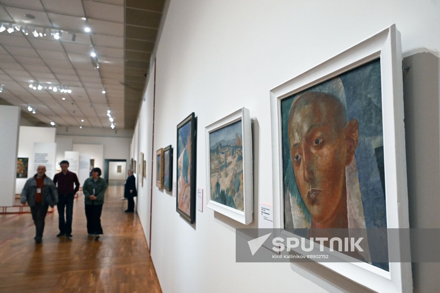Russia Art Way to East Exhibition