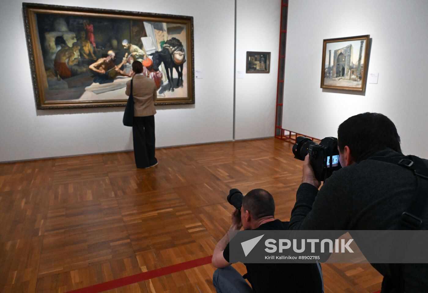 Russia Art Way to East Exhibition