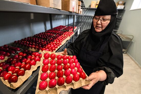 Russia Regions Religion Easter Preparations