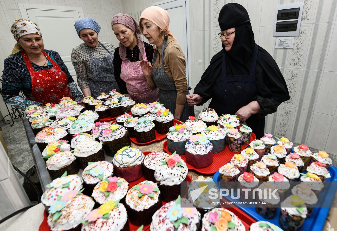 Russia Regions Religion Easter Preparations