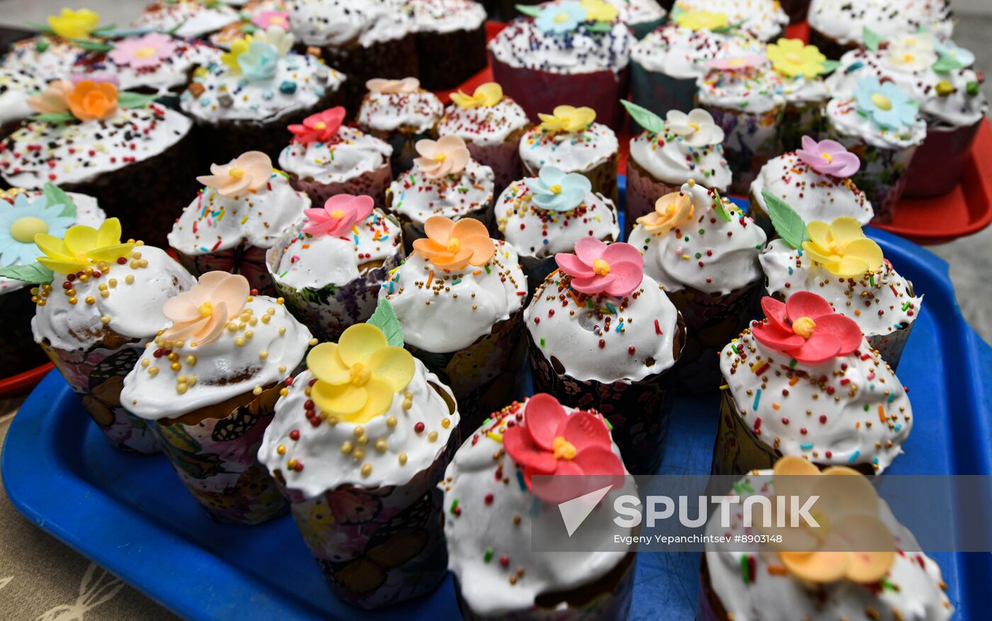Russia Regions Religion Easter Preparations