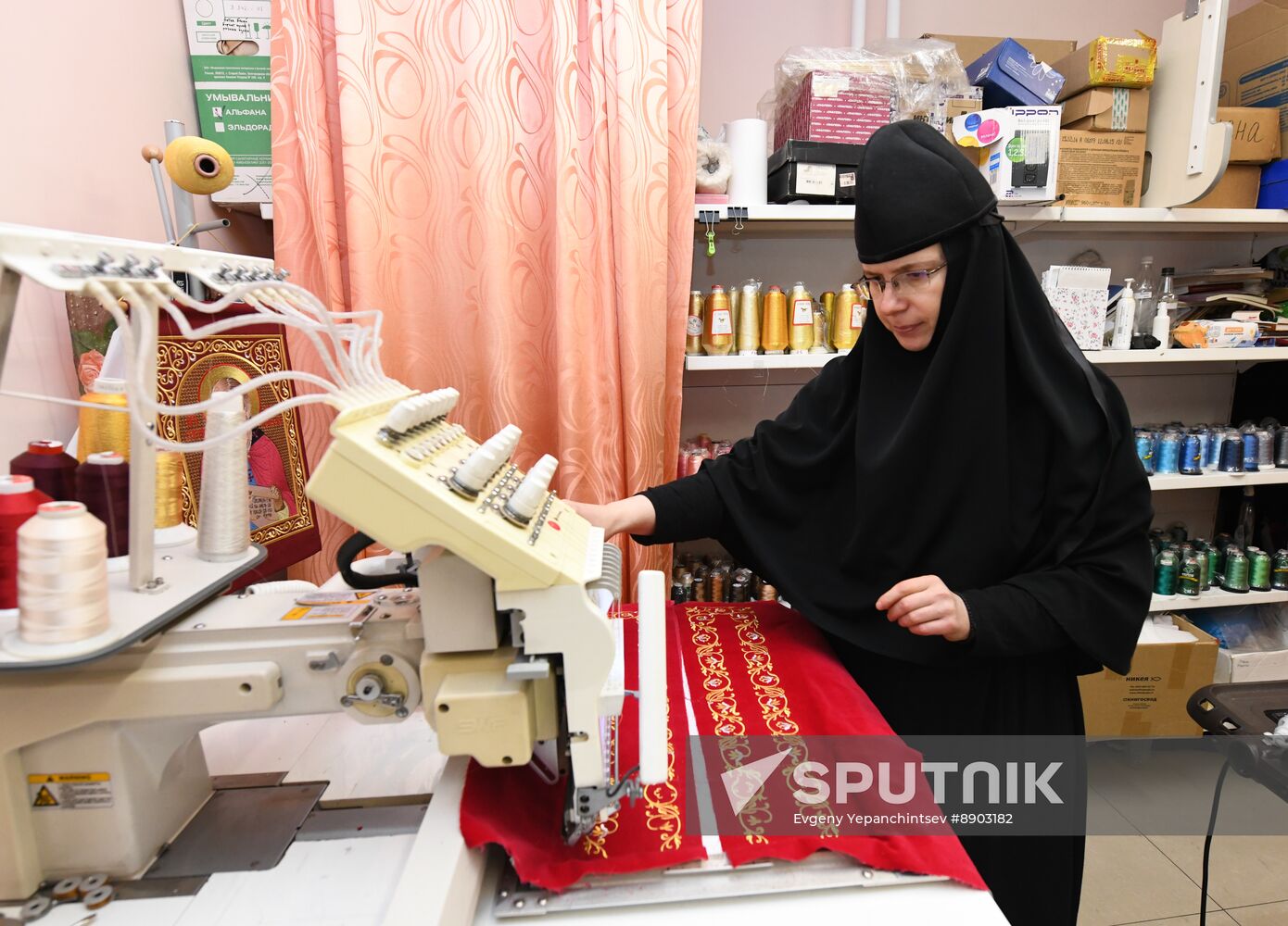 Russia Regions Religion Easter Preparations