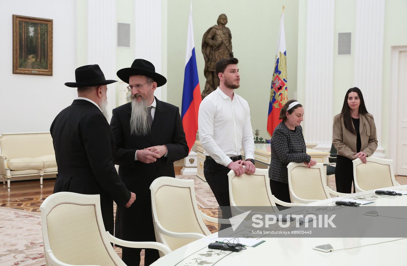 Russia Putin Hamas Released Hostages