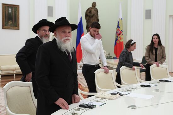 Russia Putin Hamas Released Hostages