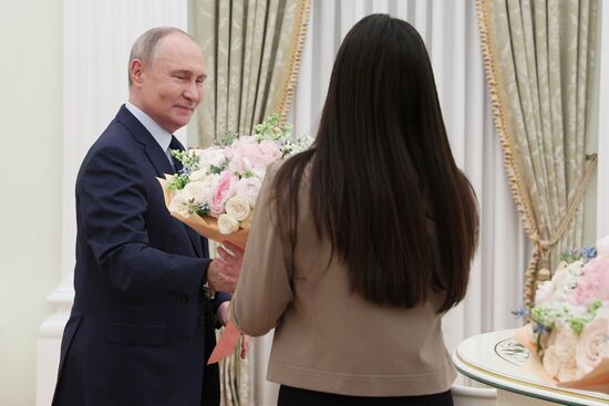Russia Putin Hamas Released Hostages