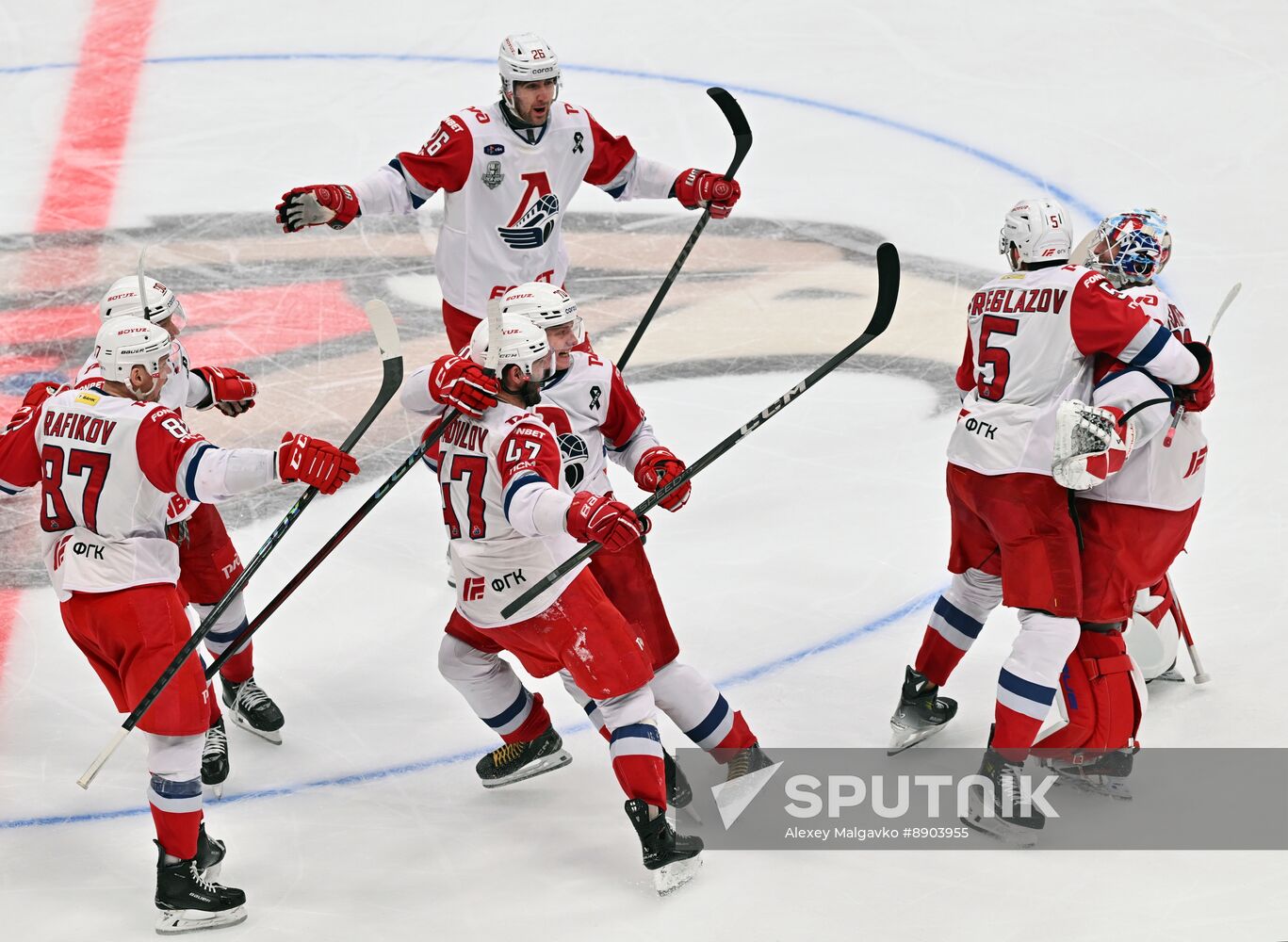 Russia Ice Hockey Kontinental League Avangard - Lokomotiv
