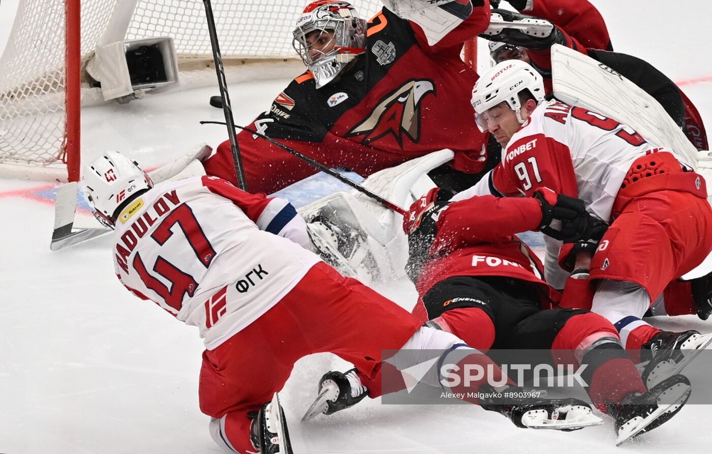 Russia Ice Hockey Kontinental League Avangard - Lokomotiv