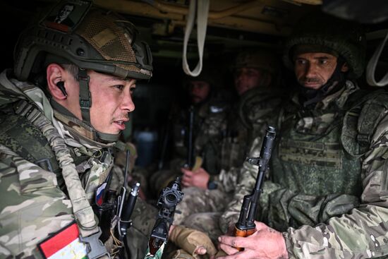 Russia Ukraine Kursk Attack Marines