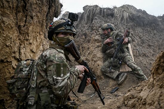 Russia Ukraine Kursk Attack Marines