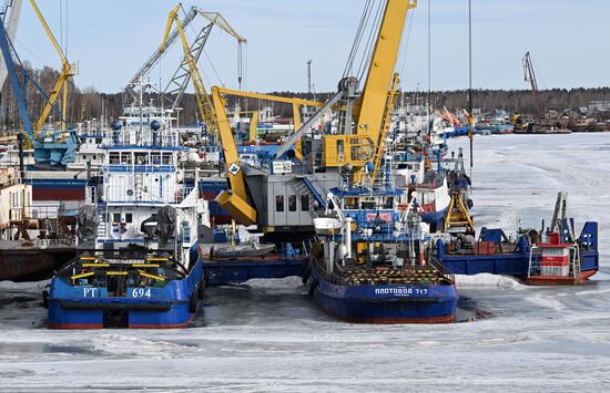 Russia Siberia River Navigation
