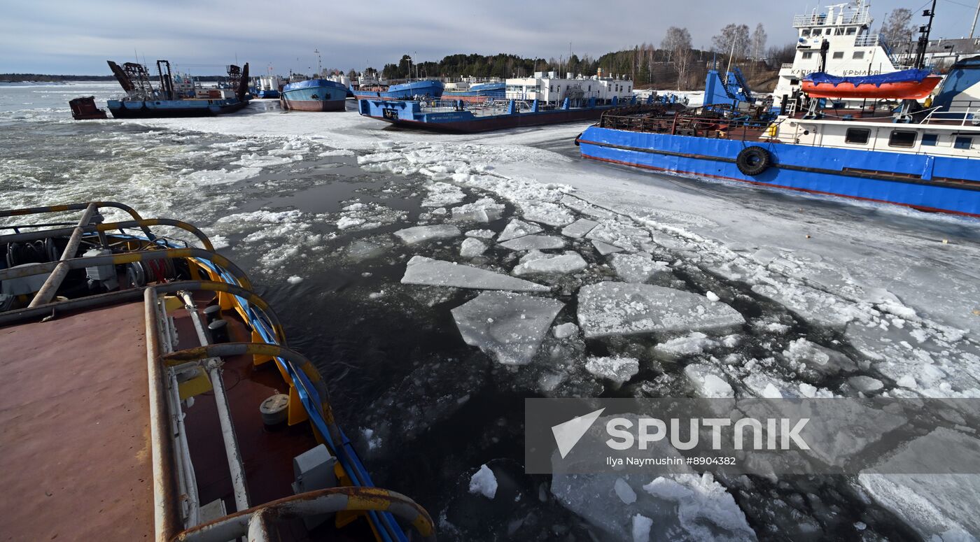 Russia Siberia River Navigation