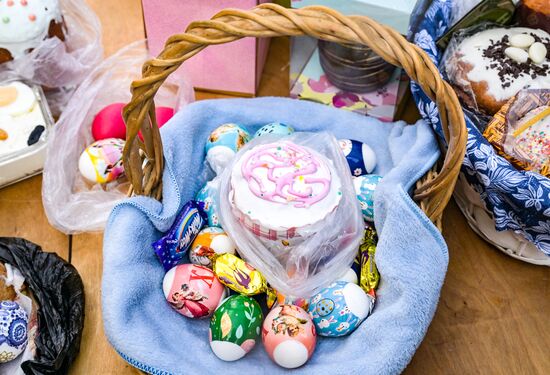 Russia Regions Religion Orthodox Easter Preparations