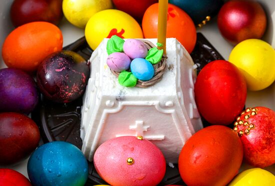Russia Regions Religion Orthodox Easter Preparations