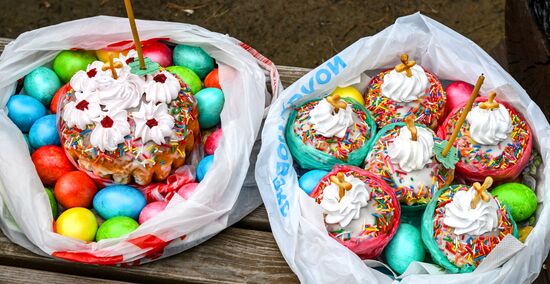 Russia Regions Religion Orthodox Easter Preparations