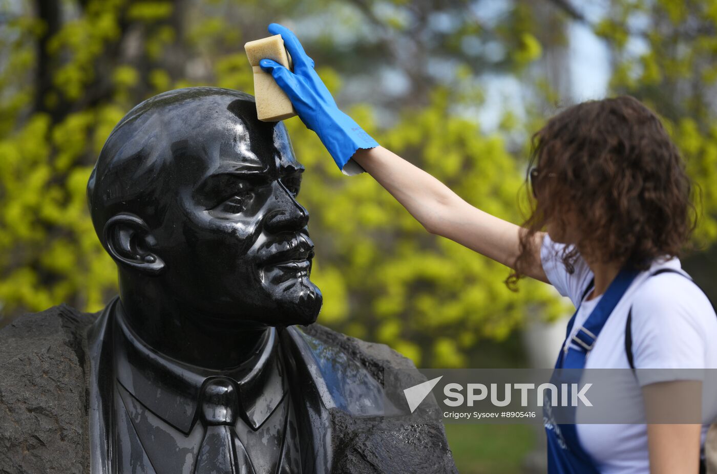 Russia Spring Season Clean Up Campaign