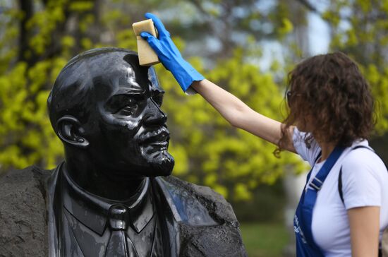 Russia Spring Season Clean Up Campaign