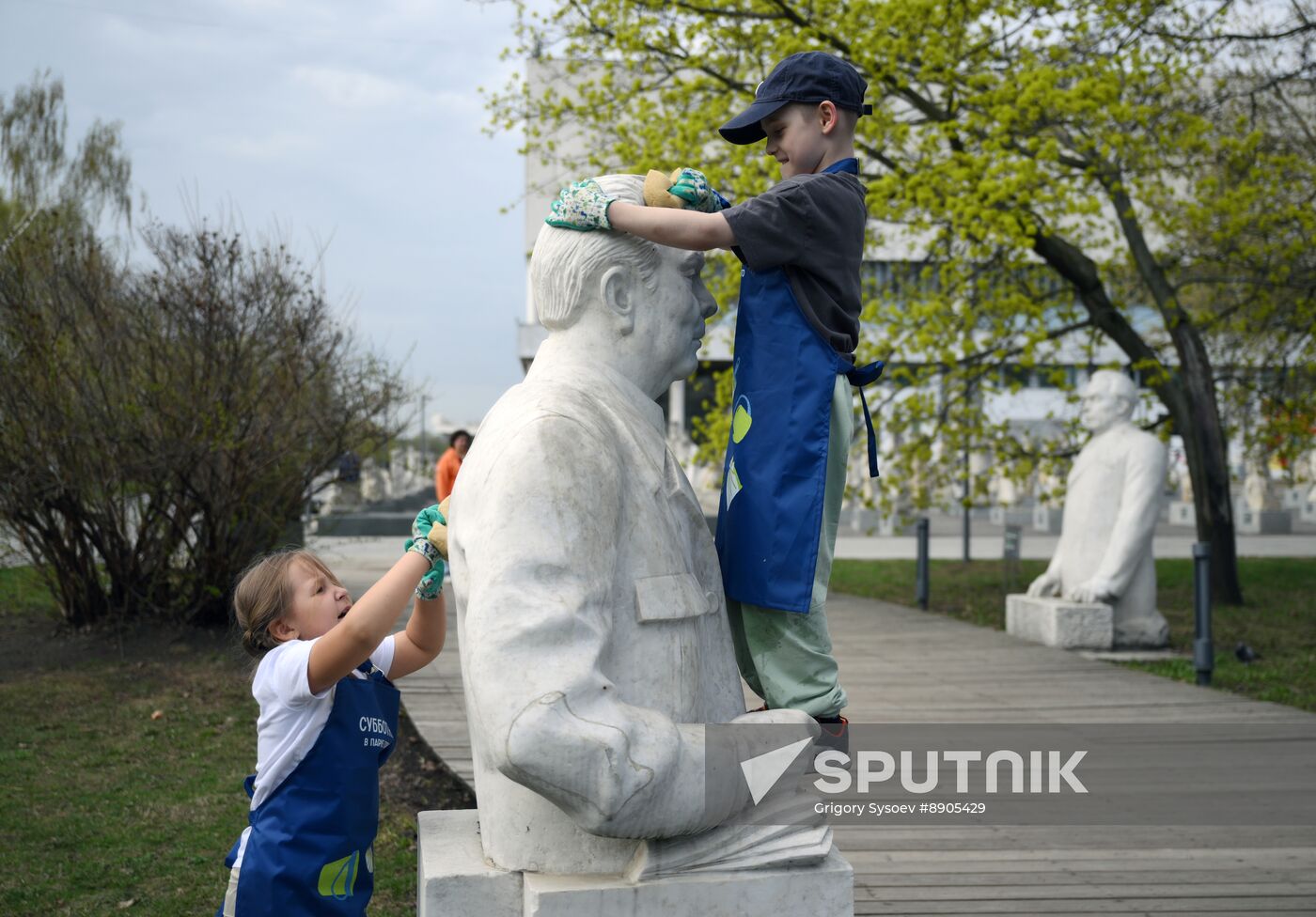 Russia Spring Season Clean Up Campaign