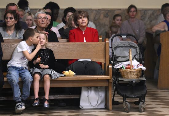 Russia Religion Catholic Easter