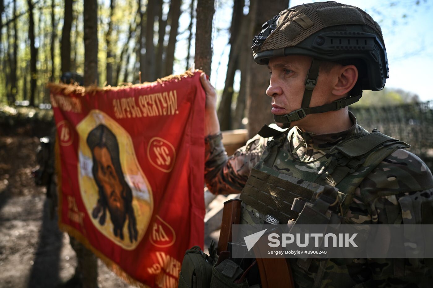 Russia Ukraine Kursk Attack Easter Service