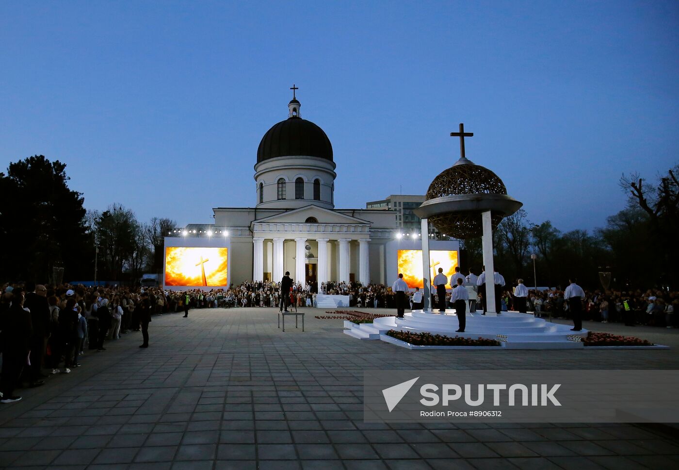 Moldova Religion Orthodox Easter Holy Fire