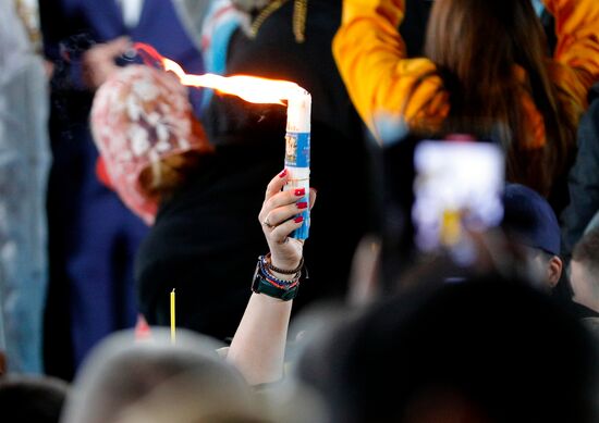 Moldova Religion Orthodox Easter Holy Fire