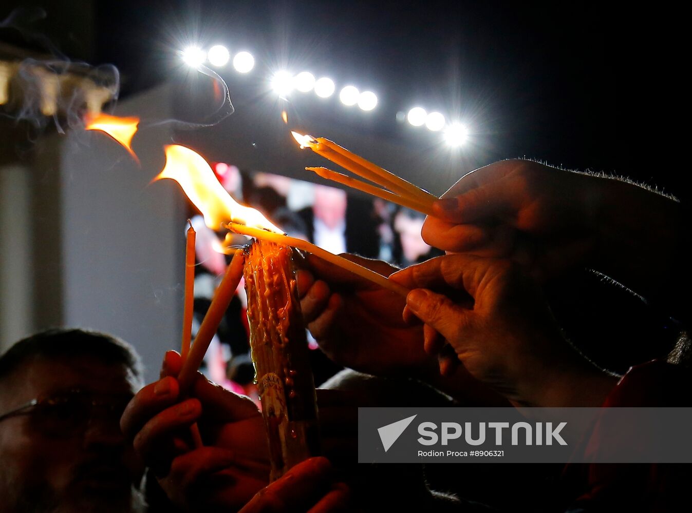 Moldova Religion Orthodox Easter Holy Fire