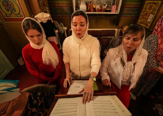 Russia DPR Religion Orthodox Easter