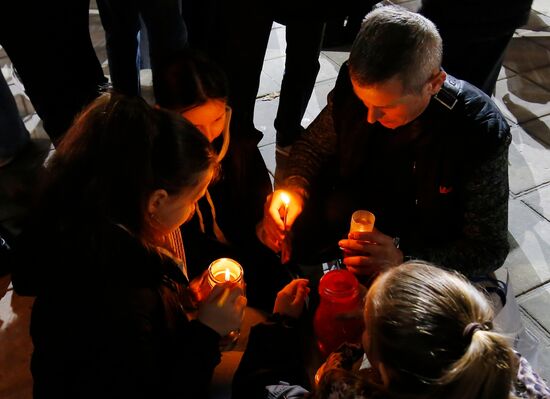 Moldova Religion Orthodox Easter Holy Fire