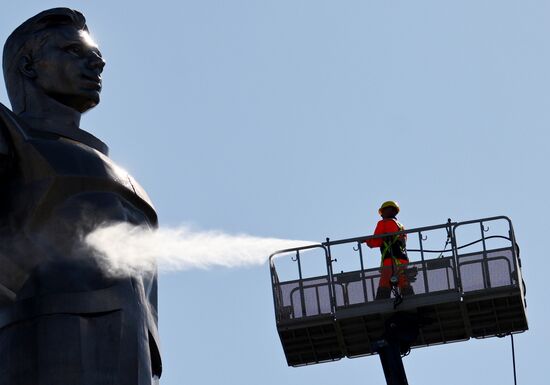 Russia Spring Season Clean Up Campaign