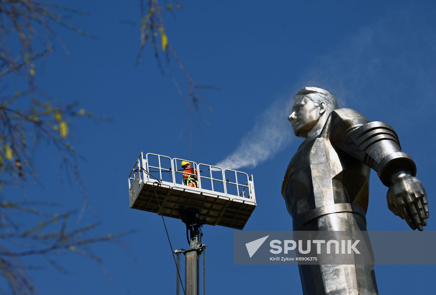 Russia Spring Season Clean Up Campaign