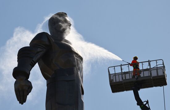 Russia Spring Season Clean Up Campaign