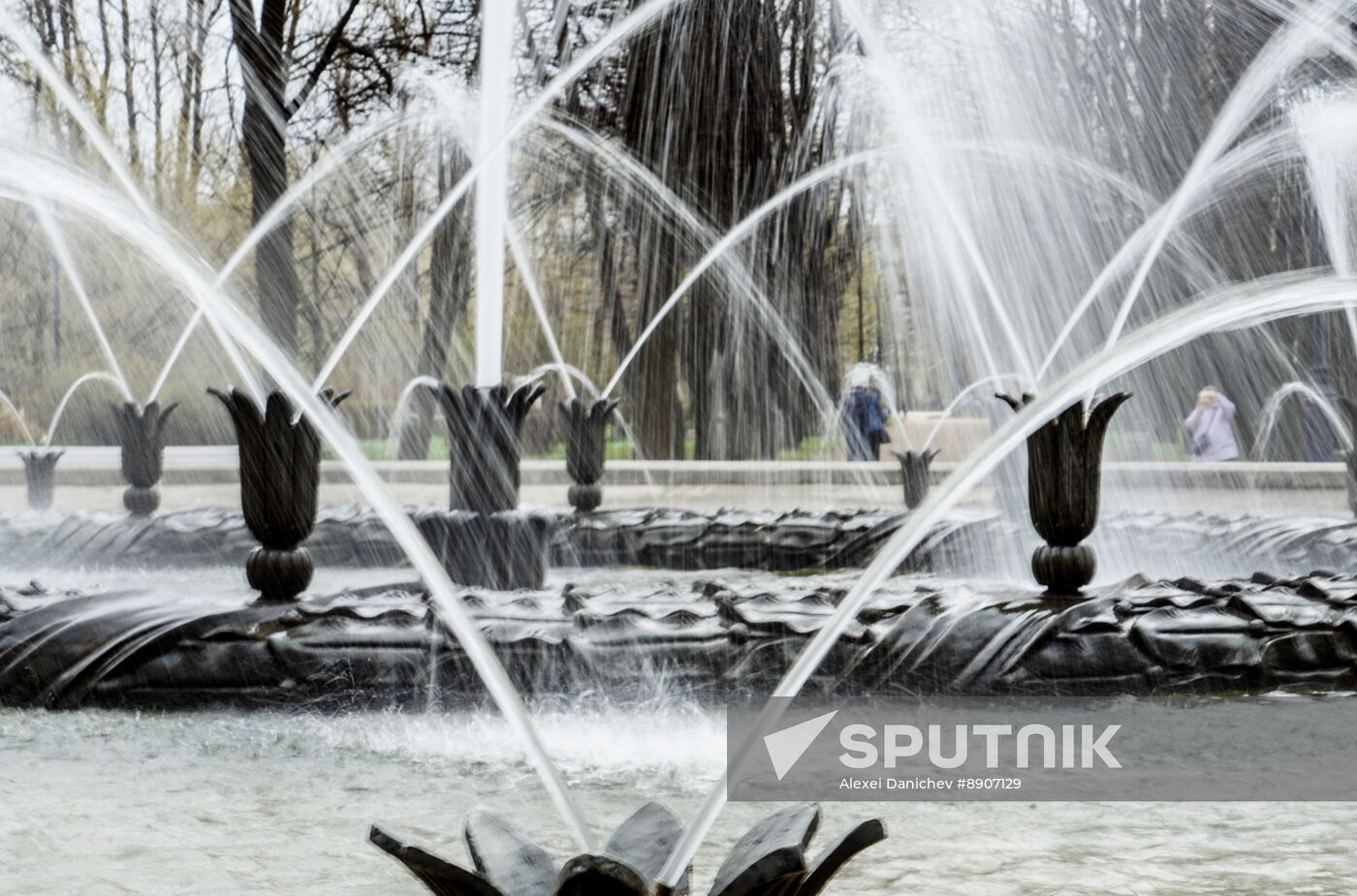 Russia Fountain Season