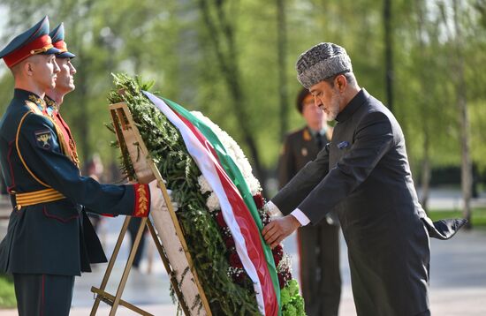 Russia Oman Wreath Laying