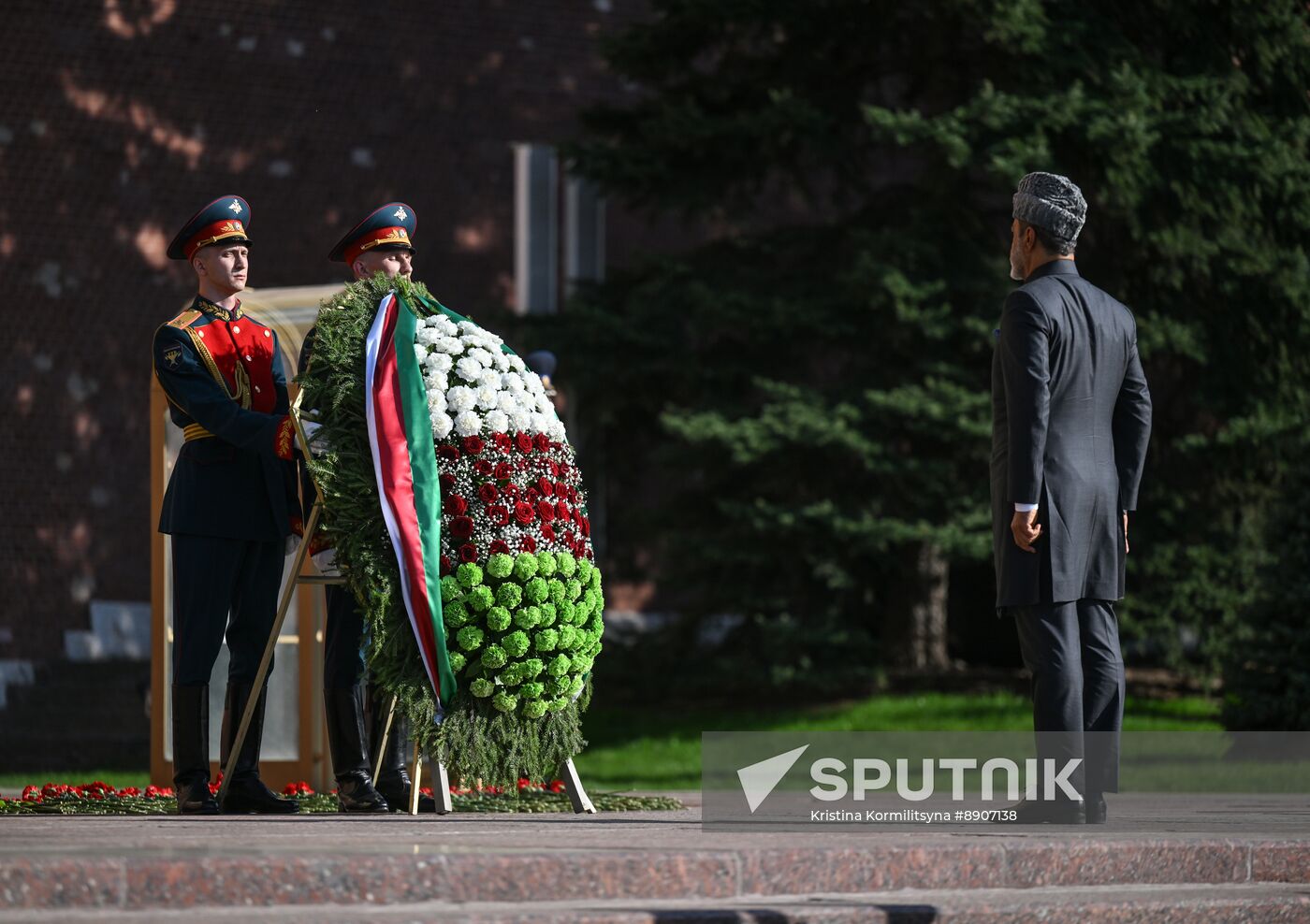 Russia Oman Wreath Laying