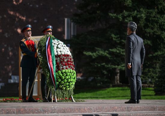 Russia Oman Wreath Laying