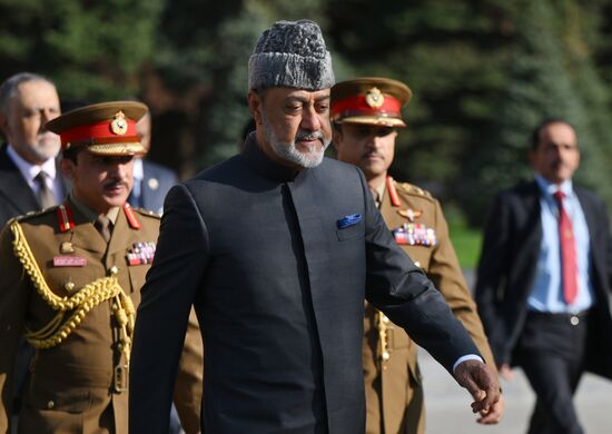 Russia Oman Wreath Laying
