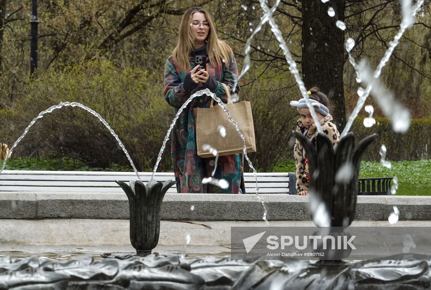 Russia Fountain Season