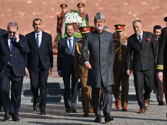 Russia Oman Wreath Laying