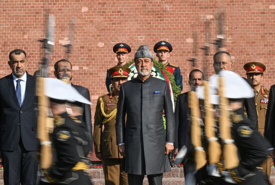 Russia Oman Wreath Laying