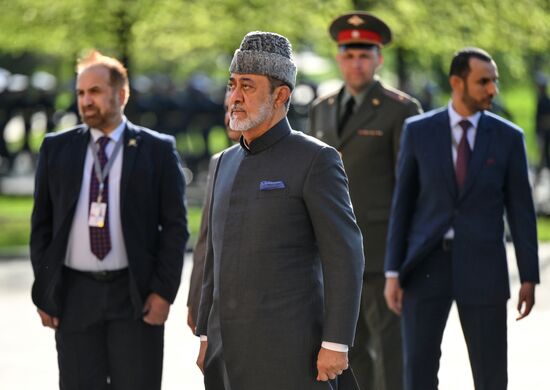 Russia Oman Wreath Laying