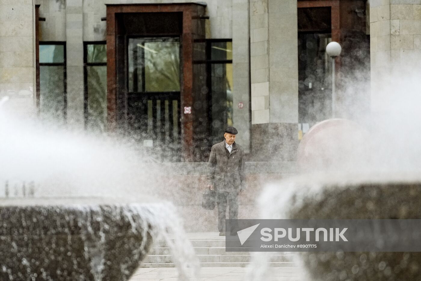 Russia Fountain Season