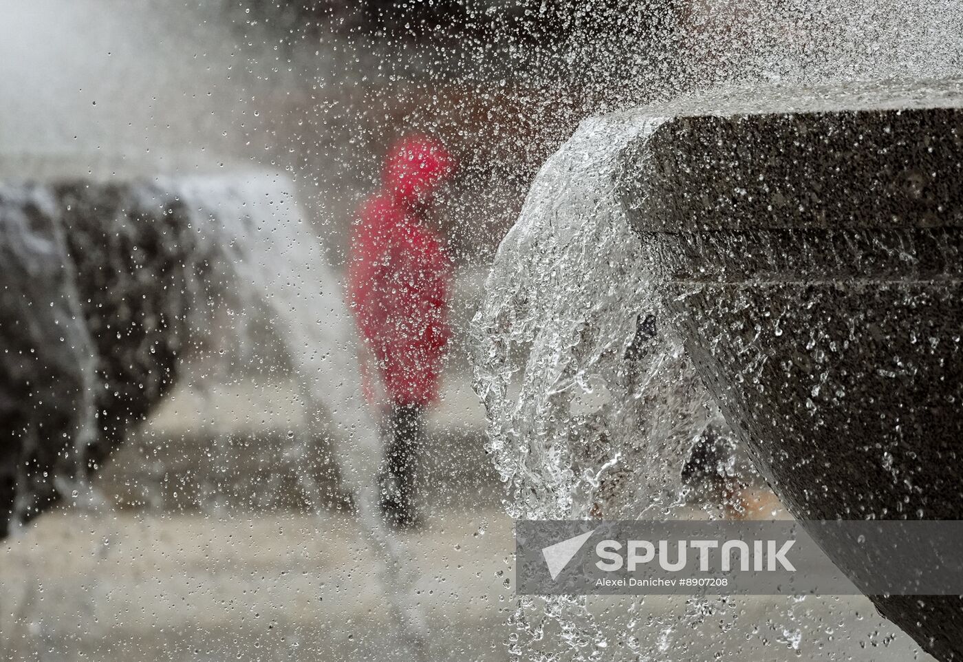 Russia Fountain Season