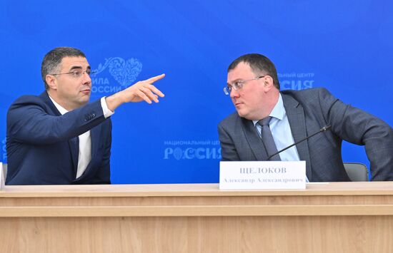 Russia Putin Municipal Forum