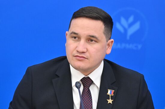 Russia Putin Municipal Forum