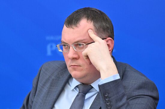 Russia Putin Municipal Forum