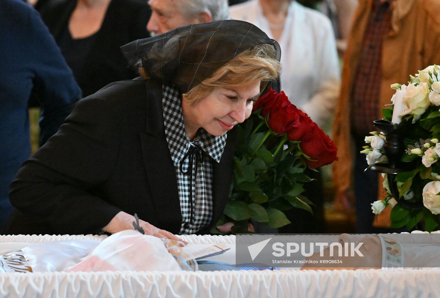 Russia Sculptor Tsereteli Death