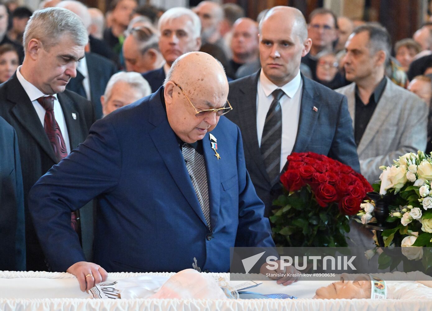 Russia Sculptor Tsereteli Death